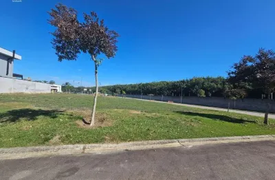 Condomínio Colinas do Paratehy Norte, terreno com 680,54m2, lote de  esquina no Urbanova