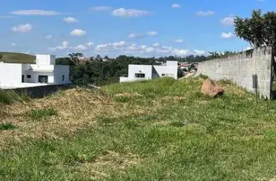 Vale dos lagos - condominio em jacarei 1600m2 avalia troca com apto no jd aquarius
