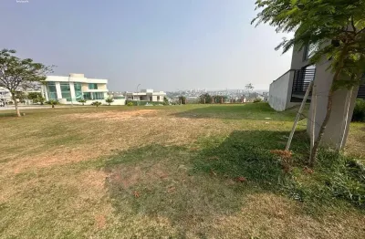 Terreno com 524 m² em leve declive, no condomínio alphaville 1 - urbanova