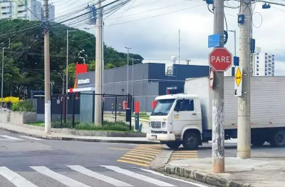 Casa antiga residencial/comercial no parque industrial