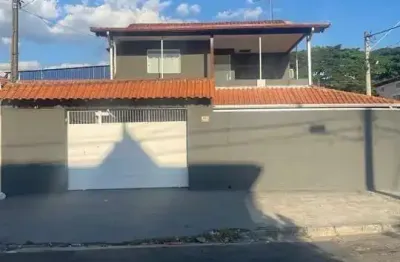 Sobrado de esquina recém-reformado no jardim morumbi - são josé dos campos