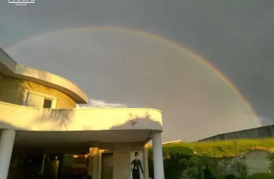 Sobardo com 4 suítes em condomínio mirante do vale em jacareí