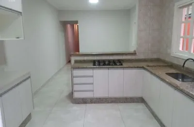 Casa sobrado - bosque dos eucaliptos - 3 dormitórios - 120m².