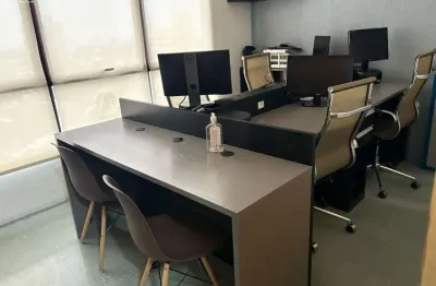 Sala comercial a venda, localizada no centro de são josé, com 49m², 1 vaga de garagem!