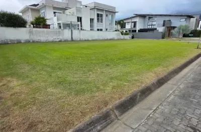 Terreno no condominio a venda em massaguaçu, caraguatatuba