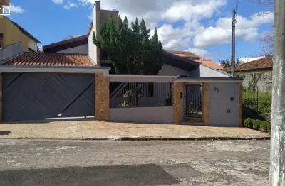 Casa térrea no bairro do campos elisios com 3 dormitórios sendo 1 suite