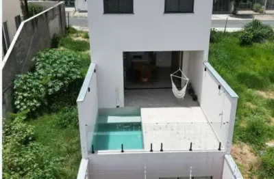 Casa no jardim das industrias com 3 dormitórios sendo 1 suite