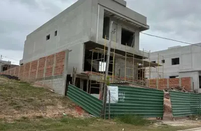 Sobrado a venda no condomínio terras alpha - urbanova com 4 suítes