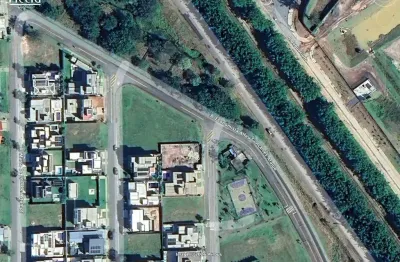 Terreno à venda com 600 m² Cond. Colinas do Paratehy Urbanova - Plano, próximo a área de lazer.