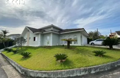 Linda casa terras de santanna, 442 m², térreo + mezanino, 04 suítes