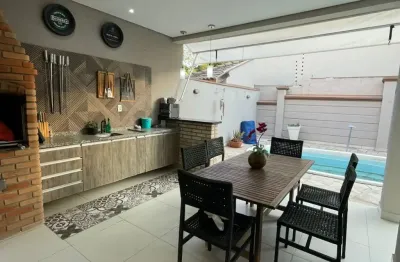 Casa em condomínio de luxo à venda em indaiatuba-sp - 3 quartos, 1 suíte, 2 salas, 3 banheiros, 4 vagas de garagem, 255,00m².