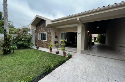 Casa com 4 quartos à venda na Rua Osíris Ricardo Dos Santos, 22, Centro, Matinhos