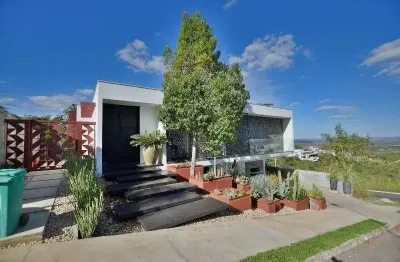 Casa em condomínio fechado com 5 quartos para alugar no Setor Habitacional Tororó (Santa Maria), Brasília 