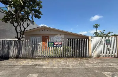 Casa com 4 quartos à venda na Avenida Paranaguá, 11201, Balneário Gaivotas, Matinhos