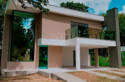 Duplex com conceito minimalista e 03 suítes disponível para venda.