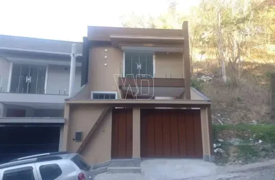 Casa com 2 quartos, 120m², à venda em rio bonito, praça cruzeiro