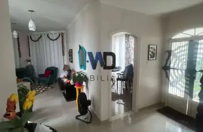 Casa com 3 quartos, 250m², para locação em itaboraí, centro