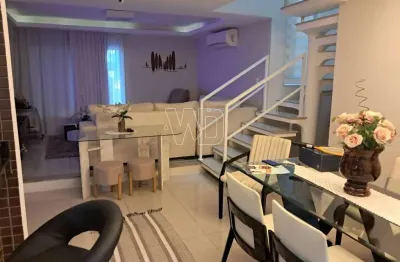 Vendo linda casa dentro de bom condomínio em itaboraí