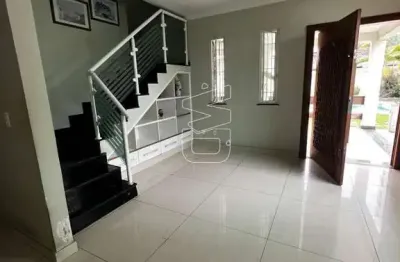 Casa com 3 quartos à venda na Rua Fagundes Varella, Centro, Itaboraí