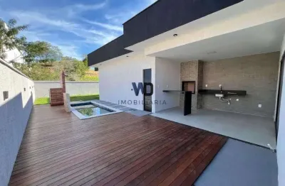 Casa em condomínio moderna dentro de condomínio em maricá