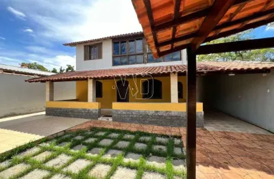 Casa com 4 quartos para alugar na Rua Cinquenta e Sete, Jardim Atlântico Central (Itaipuaçu), Maricá