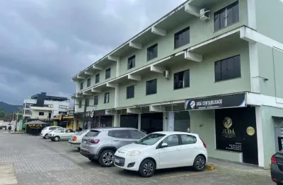 Kitnet / stúdio para alugar no fidélis, blumenau , 30 m2 por r$ 820