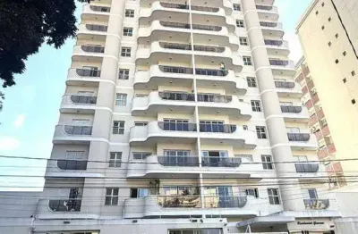 Apto amplo a venda com 159m² de área útil, localização privilegiada, armários em todos os ambientes.