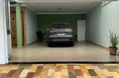 Casa térrea com piscina aquecida com 3 suítes à venda, 159 m² por r$ 1.100.000