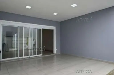 Casa térrea moderna com suíte + churrasqueira – próx. ao centro!