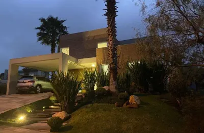 Casa em condomínio para venda em porto alegre, vila nova, 3 dormitórios, 3 suítes, 5 banheiros, 2 vagas