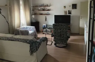 Apartamento  mobiliado em perdizes com 98m², 3 dormitórios, sendo  1 suíte e 1 vaga.