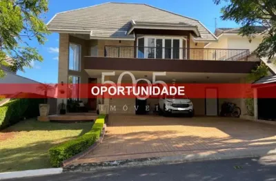 Casa à venda e locação no condomínio jardim theodora com 461m² de área construída e 615m² de área total.
