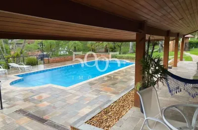 Casa mobiliada para locar no condomínio city castello, com 5 quartos, piscina e campo de futebol