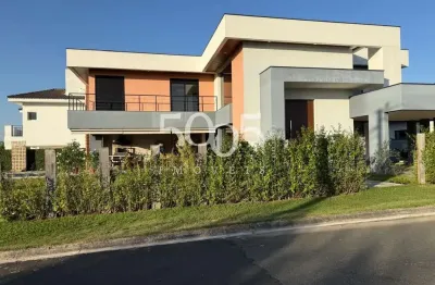 Casa no condomínio bothanica, com 329m², 4 quartos, adega e piscina