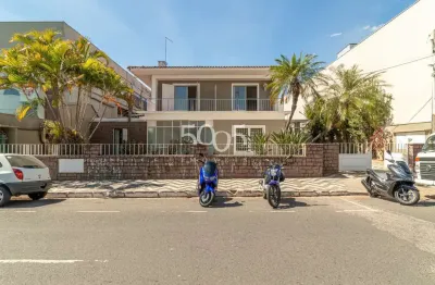 Sobrado comercial para locação no Centro de Itu, na Rua Floriano Peixoto, com 450 m² de construção