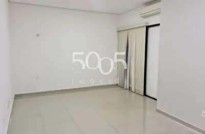 Sala comercial térrea para locação no Bairro Itu Novo Centro com 27m² de área útil com banheiro e excelente localização.