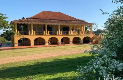 Fazenda à venda no Centro, Cajuru 