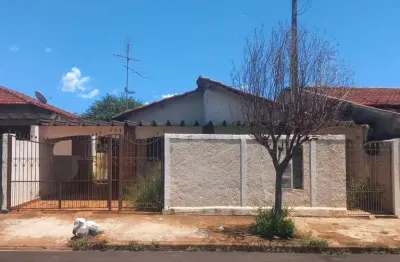 Casa com 3 quartos à venda no Industrial, Barretos 