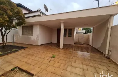 Casa com 3 quartos à venda no Centro, Barretos 