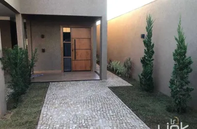 Casa com 3 quartos à venda no Jockey Club, Barretos 