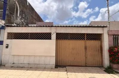 Casa com 3 quartos à venda na Rua Vitória, 436, José Conrado de Araújo, Aracaju