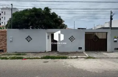 Casa com 3 quartos à venda na Rua Francisco Rabelo Leite Neto, 581, Atalaia, Aracaju