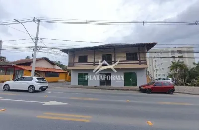 Apartamento com 4 quartos para alugar em Água Verde, Blumenau , 200 m2 por R$ 4.500