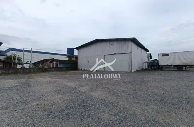 Barracão / Galpão / Depósito para alugar no Baú Baixo, Ilhota  por R$ 5.550
