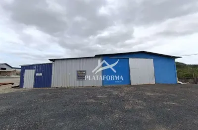 Barracão / Galpão / Depósito para alugar no Baú Baixo, Ilhota  por R$ 5.550