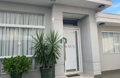 Casa alto padrão, ao lado do shopping norte, 2 suites, sala pé direito duplo