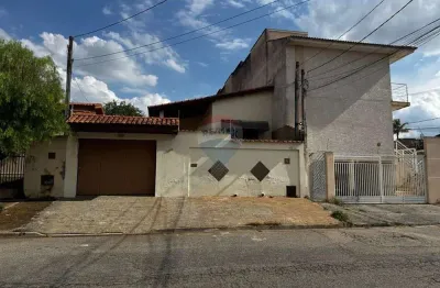 Casa com 3 quartos à venda na Alameda dos Unsidiuns, 249, Jardim Simus, Sorocaba