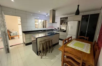 Casa com 2 quartos à venda no Jardim Hungares, Sorocaba 