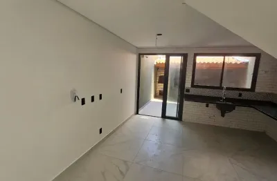 Casa Nova com 3 Suítes, Energia Fotovoltaica e Acabamento de Alto Padrão!