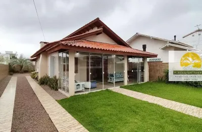 Casa com 2 quartos à venda na Rua 300, 62, Balneário Ponta do Papagaio (Ens Brito), Palhoça